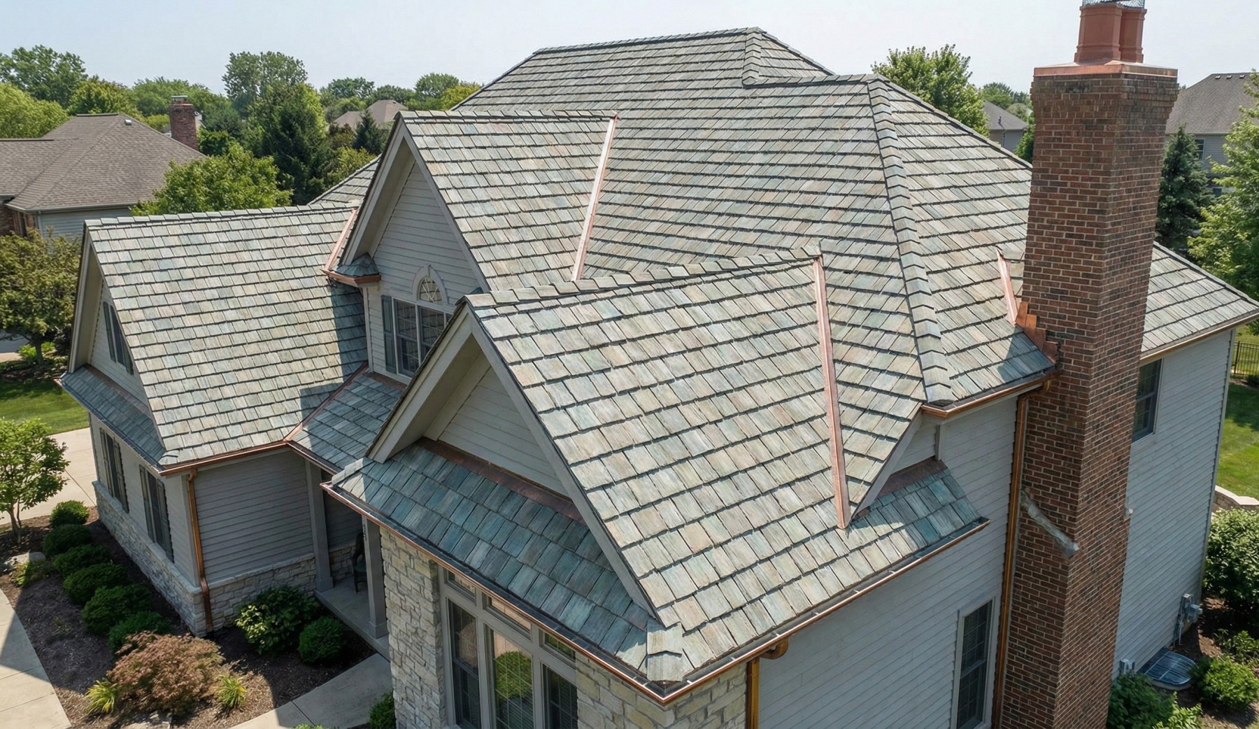 Roofing Contractor in Woodland Hills